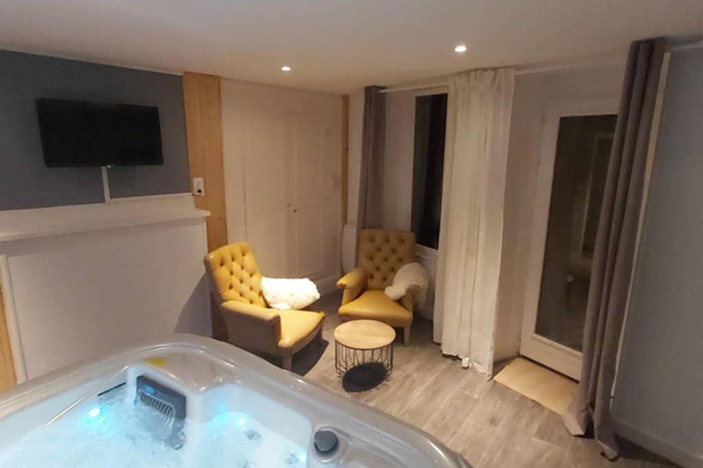 Suite Eden Avec Jacuzzi Prive Шомон Экстерьер фото